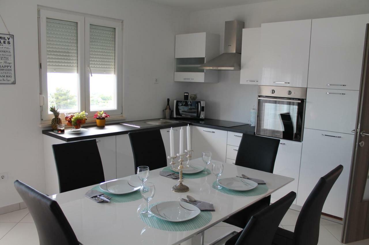 Apartmán Lana I Natali Kaštela Exteriér fotografie