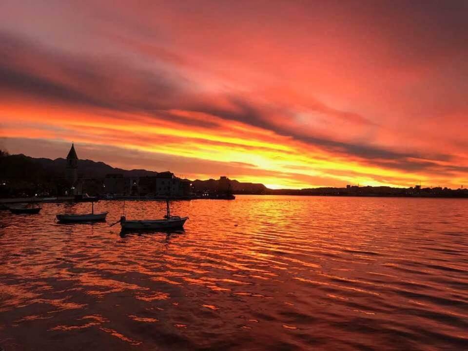 Apartmán Lana I Natali Kaštela Exteriér fotografie
